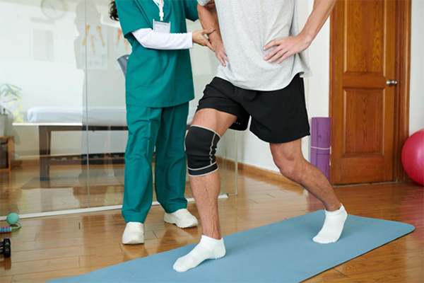 Post-Surgery Care: Essential Tips for a Smooth Recovery After Robotic Joint Replacement